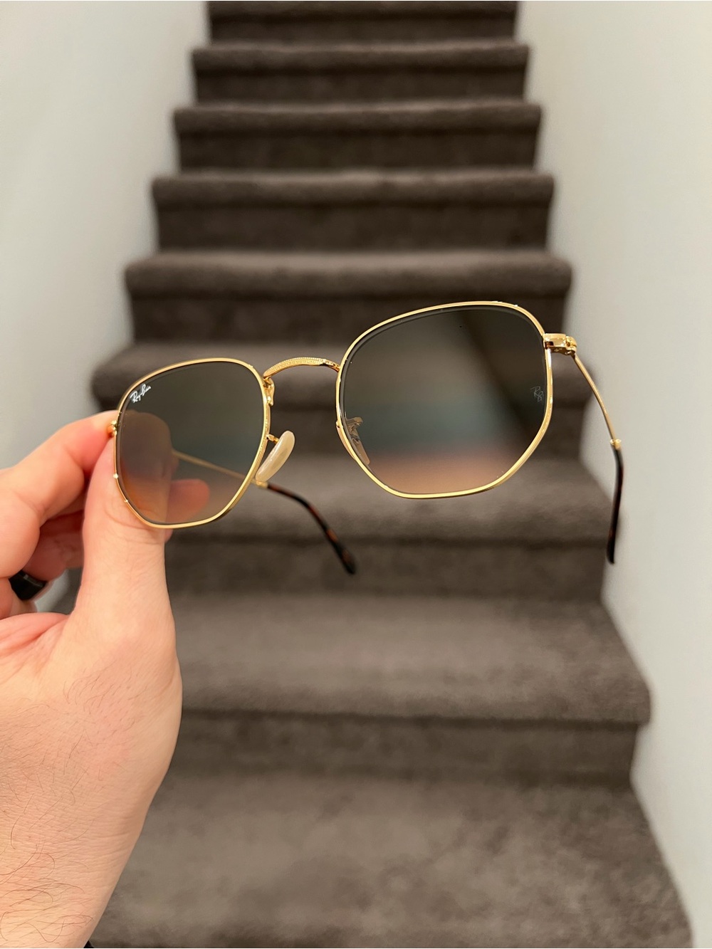 New Ray-Ban Hexagonal RB3548 Sunglasses 54mm Gold Brown Gradient